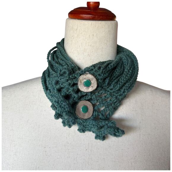 Green Handmade Crochet Womans Button Cowl Scarf Chunky Silver Button Ruffle - Picture 3 of 4